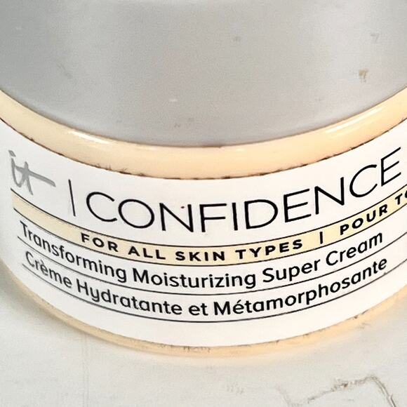 It Cosmetics Confidence in a Jar Moisturizing Super Cream Travel .237 oz 7ml New - Picture 2 of 6